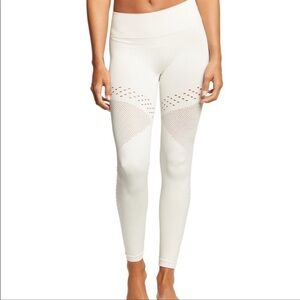 Varley Jill Seamless Ivory Leggings Women’s Size Medium